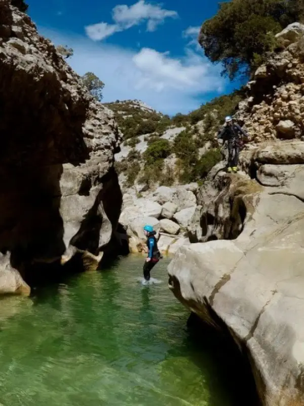 Barranco de los Oscuros del Balces - TOP 4 barrancos de primavera