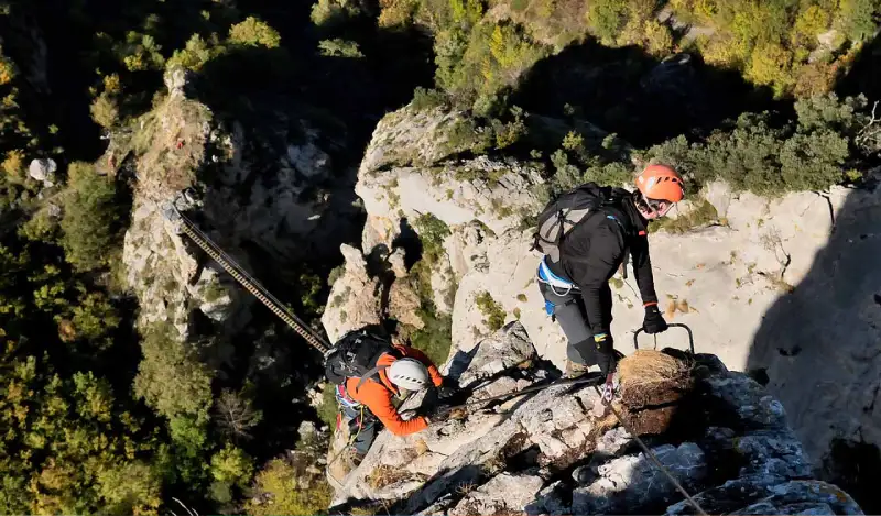 Vía ferrata de Valdeon, Vías ferratas en León