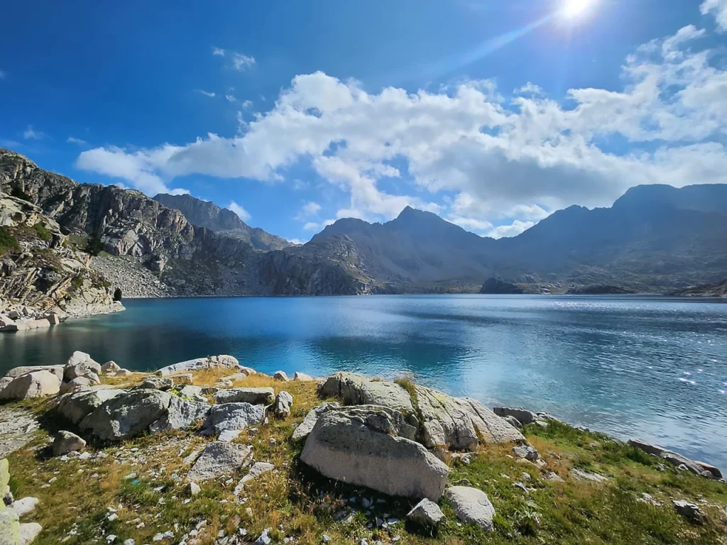 Programa trekking Aigüestortes, Estanys en el Parque Nacional de Aigüestortes y Estany de Sant Maurici