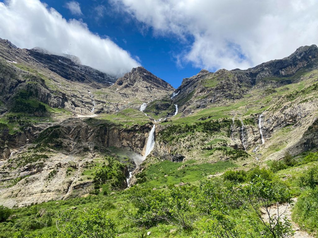 Senderismo, trekkings y ascensiones en el valle de Pineta, Parque Nacional de Ordesa y Monte Perdido